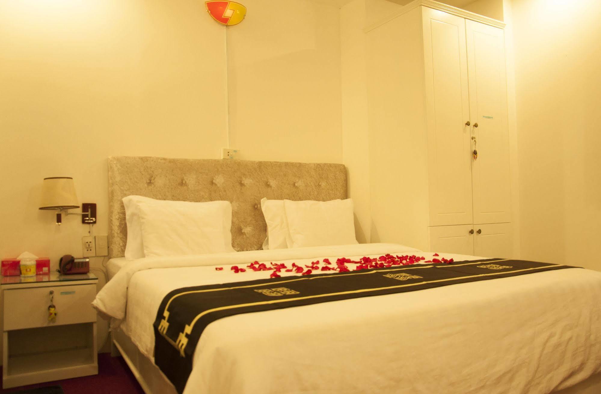 A25 Hotel - 274 De Tham Ho Chi Minh Zewnętrze zdjęcie