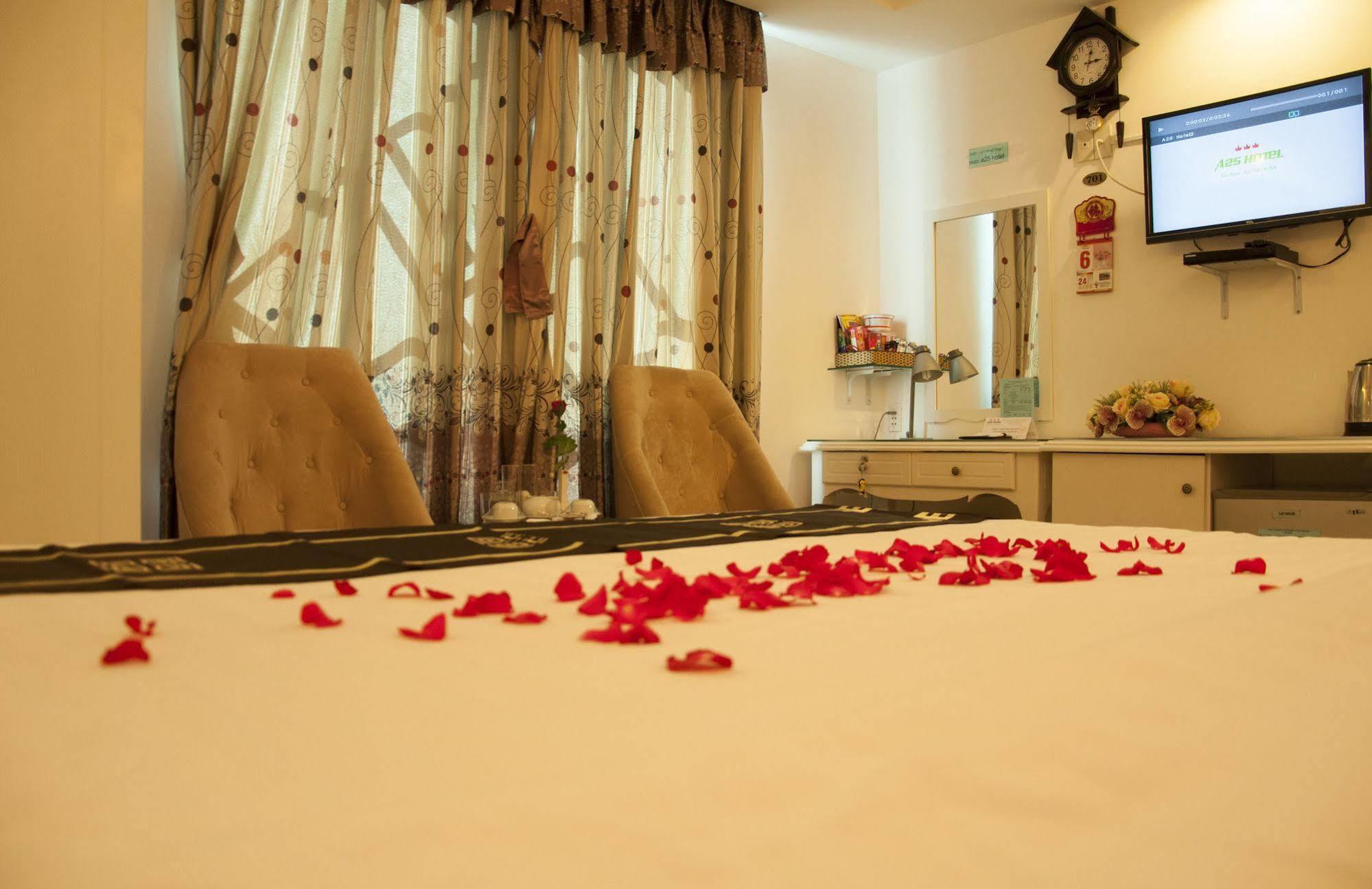 A25 Hotel - 274 De Tham Ho Chi Minh Zewnętrze zdjęcie