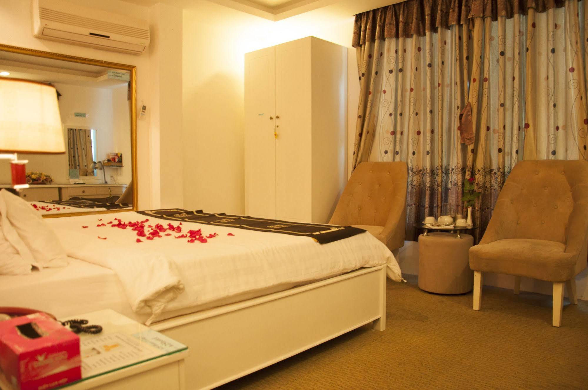 A25 Hotel - 274 De Tham Ho Chi Minh Zewnętrze zdjęcie